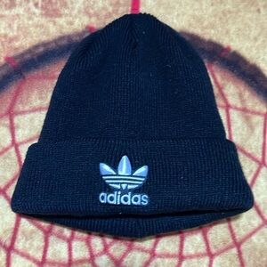 ADIDAS-unisex black acrylic stitched logo winter beenie hat